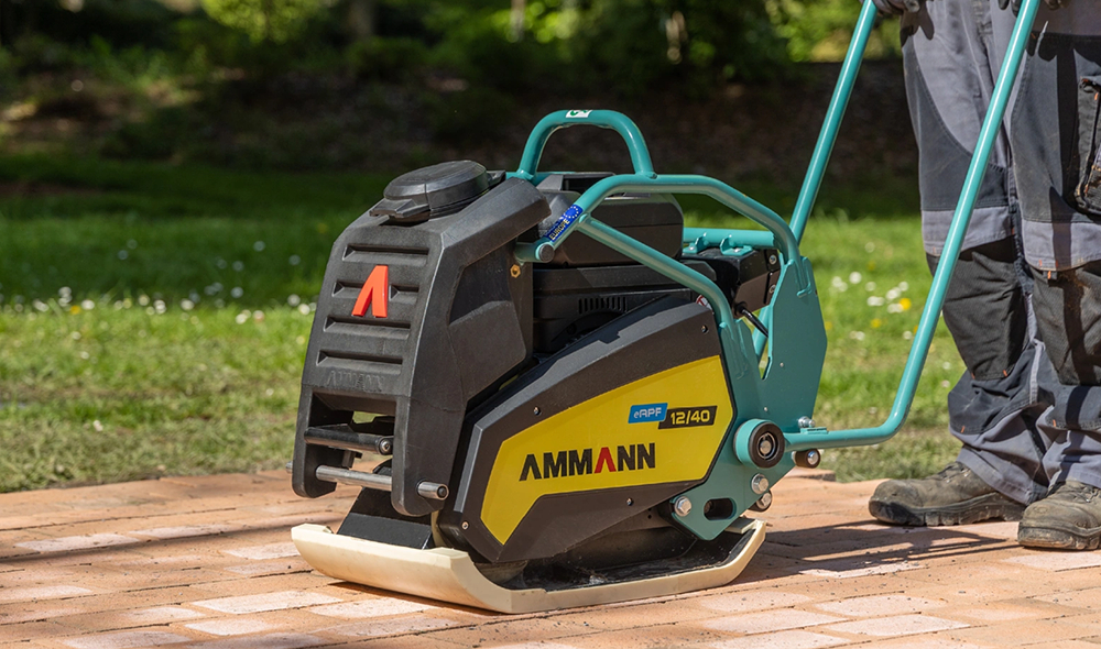 Zagęszczarki elektryczne Ammann z silnikami DeWalt