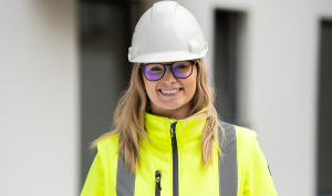 Zarobki kobiet w branży budowlanej