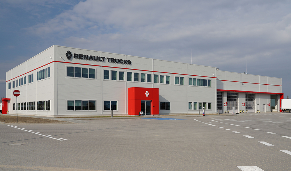 Renault Trucks Center z Młochowa do Tłustego