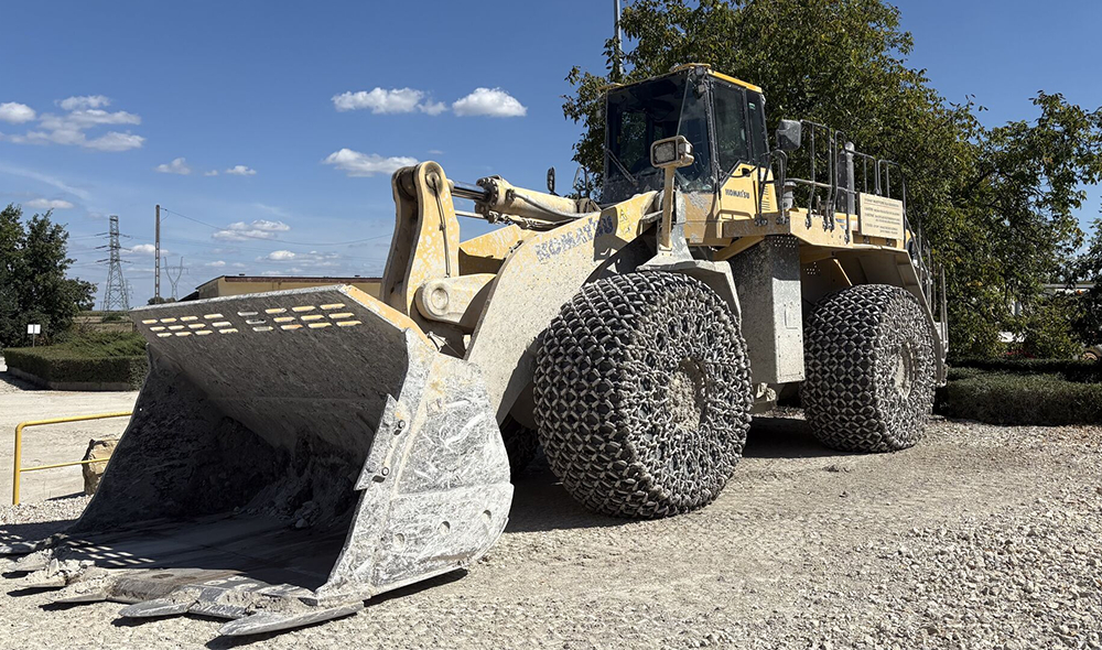 Niezawodne i wydajne Komatsu WA600-6 – 45.000 godzin pracy
