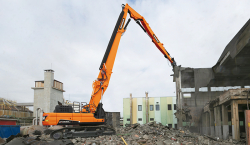 Nowy rozbi&oacute;rkowy Doosan DX530DM