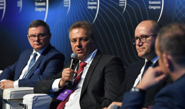 Wzrost gospodarczy zależy od  budowlanki